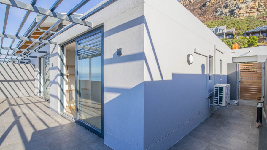 2 Bedroom Property for Sale in Muizenberg Western Cape
